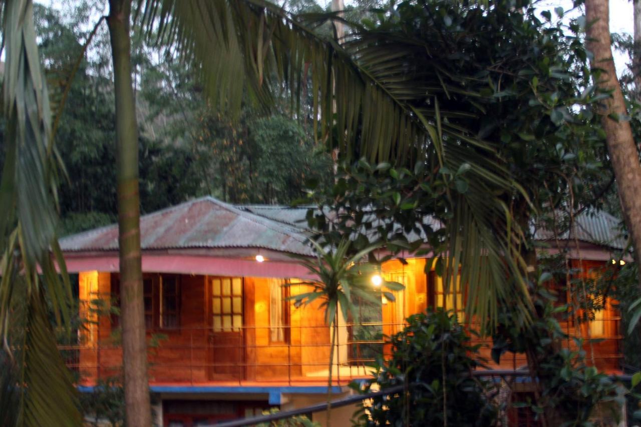 White House Riverside Retreat Nallathanniya Екстериор снимка
